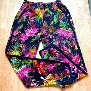 NY COLLECTION Colorful Woven Print Jogger Style Slacks! Navy Blue Trim!